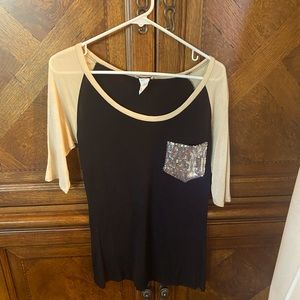 Great elevated basic tee, black & camel w sequin pocket.